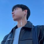 CarolineLotq's tweet photo. But there seems to be this growing trend of saying that school is useless and doesn’t teach you about real life. https://t.co/L2z5Ffrmou