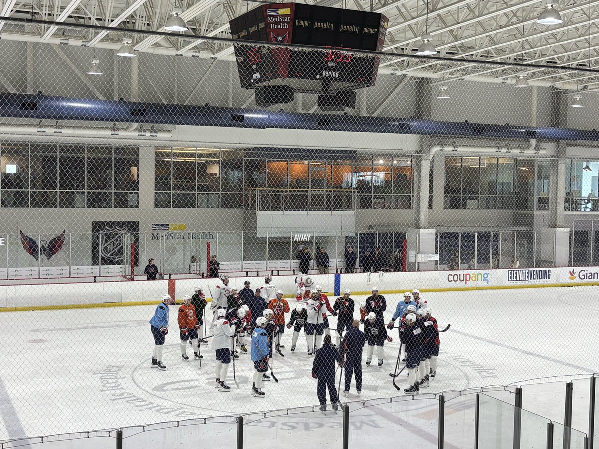 zackfisch's tweet photo. 📍Arlington, VA 

@Capitals Training Camp opens today. Shorter timeline means Group A looks similar to what the big club will roll with to open the season. Group B on ice soon featuring many young players looking to make some noise. Excited to be back at the rink! https://t.co/cwVNnTAKQy