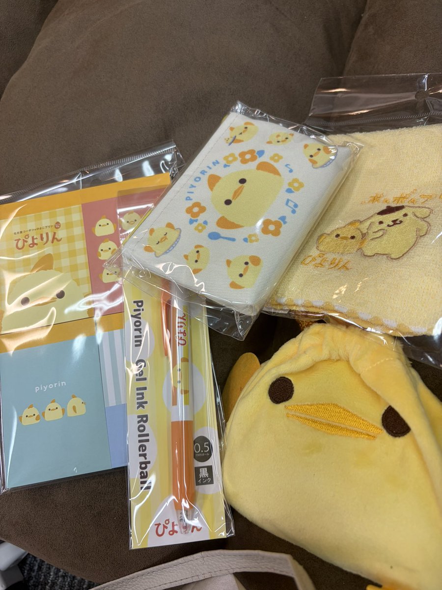 sae_awa05's tweet photo. ぴよりんもらった🐤 https://t.co/cWz8I9TdsJ