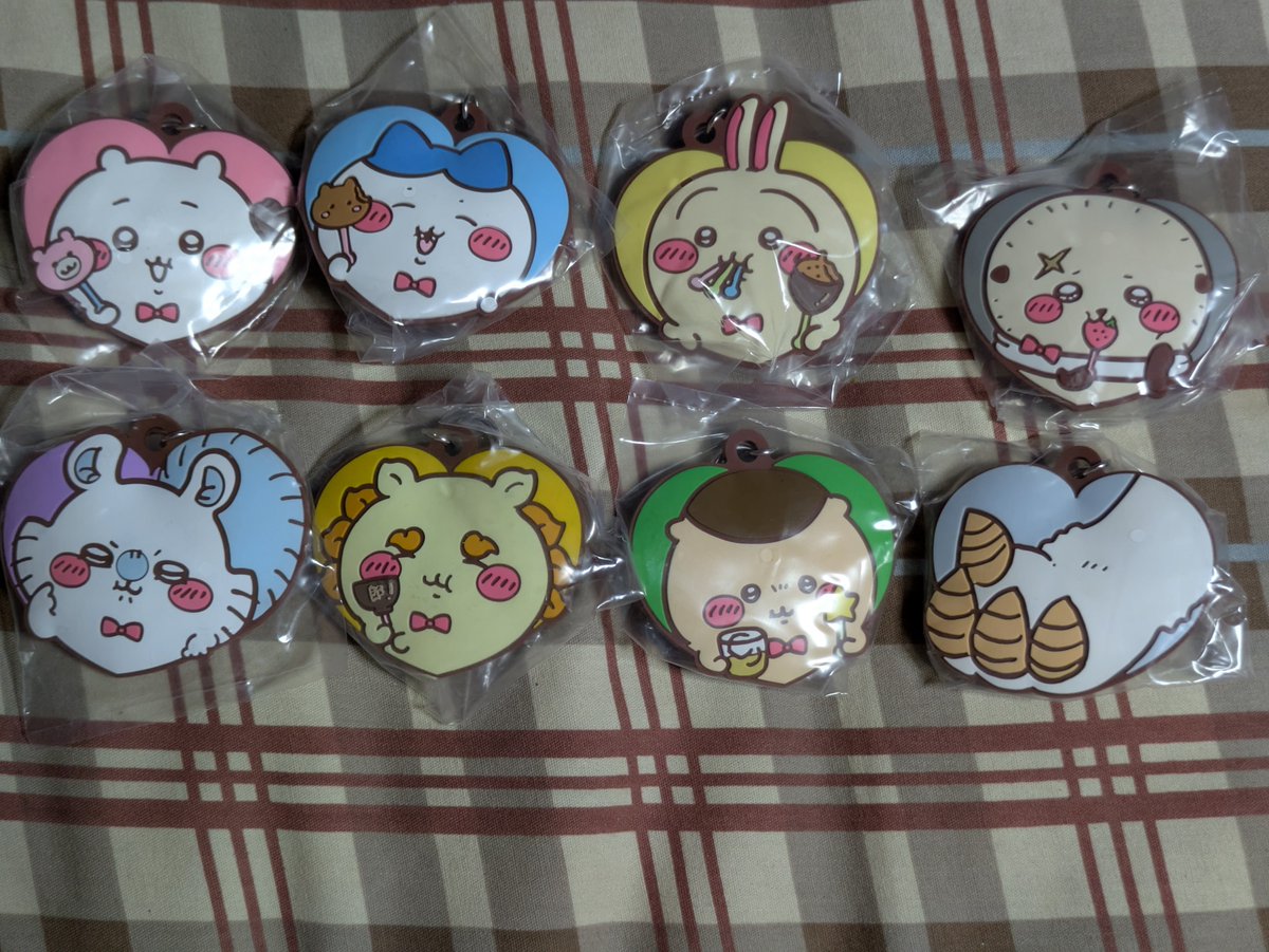 minashigo_tiger's tweet photo. 散財の果てに

揃った！　や　っ　た　ぜ　٩( ᐛ )و

ｶﾜｲｲ( * ֦ơωơ֦)特にあのこのお手々

#ちいかわ https://t.co/Hz4ounTx7Y