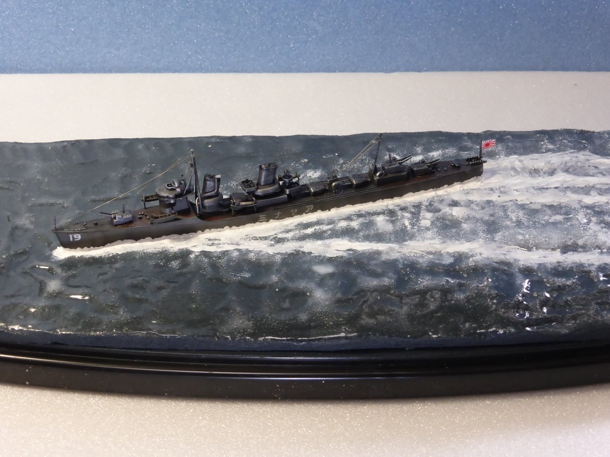 MUGIKOME100's tweet photo. #艦船模型 #TLにお船を流そう 
霧島とか陽炎とか秋月とか綾波とか https://t.co/PBl3rHTOBZ