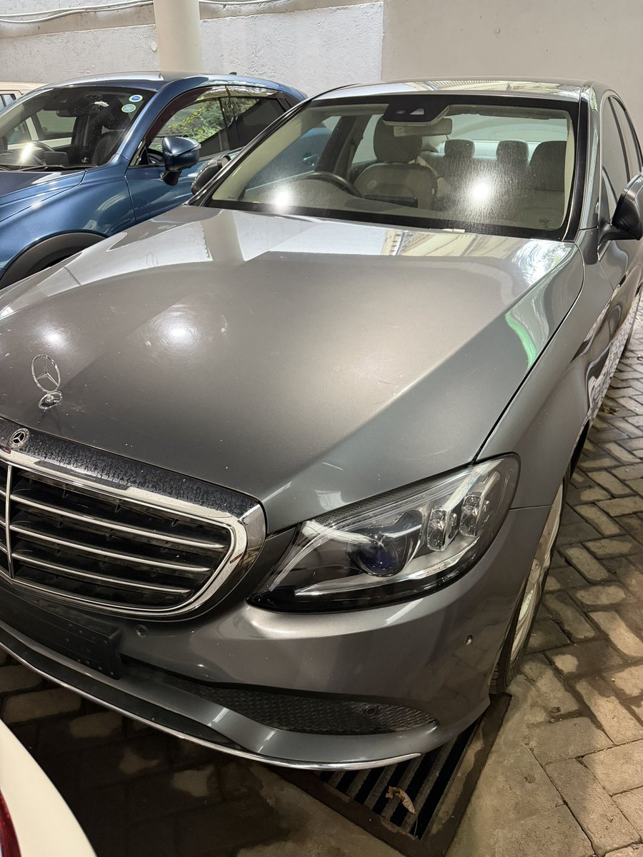 dklaston's tweet photo. For the love of low mileage cars…this 2018 local spec c200 has done only 2,900kms… 
But kuna watu bado watasema it’s not possible 😅… as if gari ilikua yao. https://t.co/0wjDQ9Yhfj