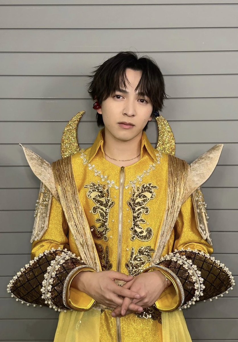 ota_wasshoooooi's tweet photo. 同じ人物だよ☺️w
昨日のビジュがあまりにも過ぎて二度見したwwwww(どっちも好きやけ〜👍🏻)

#吉田仁人 https://t.co/2I6CwKBSSH