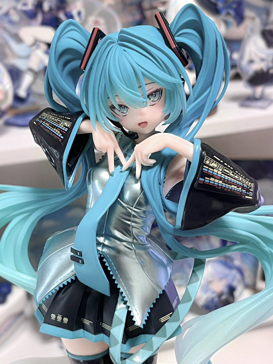 c10ud_oO's tweet photo. 初音ミクのグッズ全然持ってないけど、これはド好みすぎてすぐ迎えたミクちゃんᴖ_ᴖ https://t.co/LtooEYouCP
