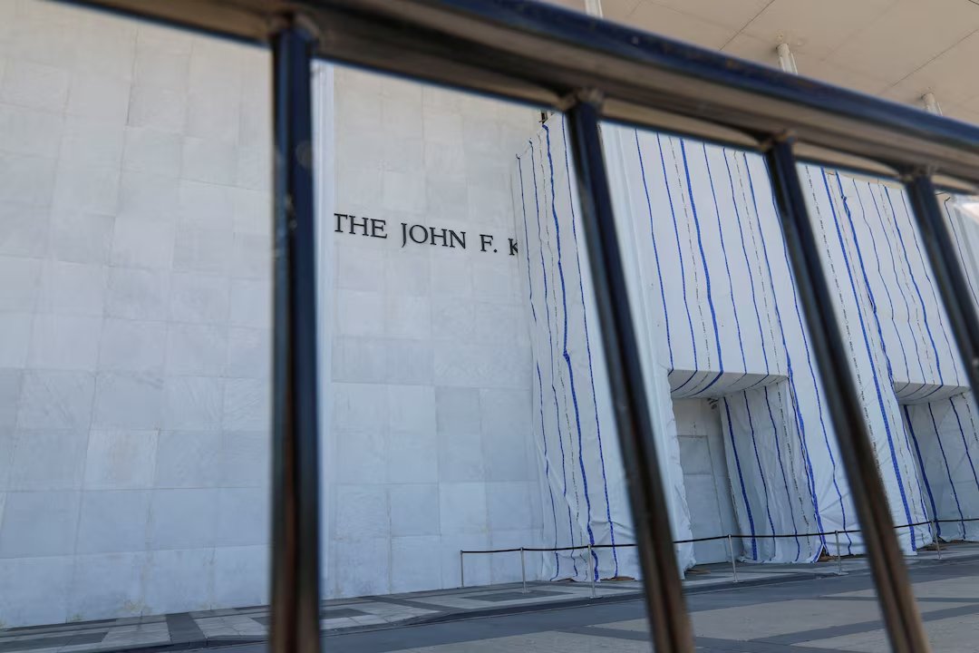 Lily_Smith77's tweet photo. A U.S. federal judge has ordered President Donald Trump's administration to explain whether the ‌Kennedy Center's plan to close the performing arts venue for up to two years for repairs violates a court order limiting its ability to shut down. https://t.co/MI819ssv3O