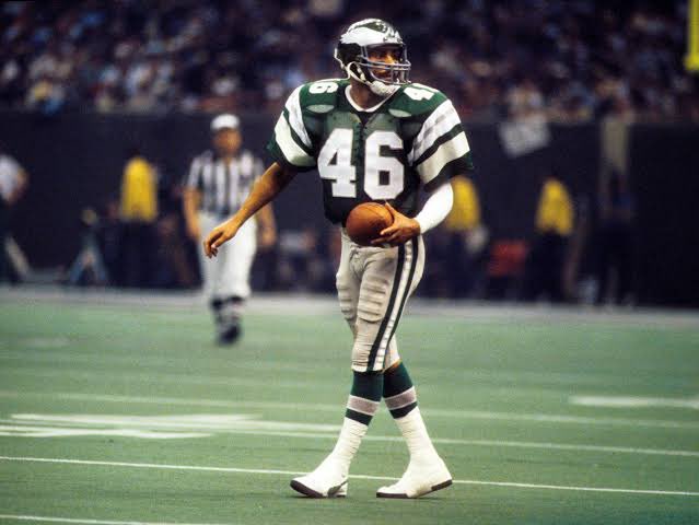 HermEdwards's tweet photo. Full steam ahead into Week 2. 👏🏽👏🏽

With FIVE slated divisional matchups?! Wild. https://t.co/ucT53wzpif