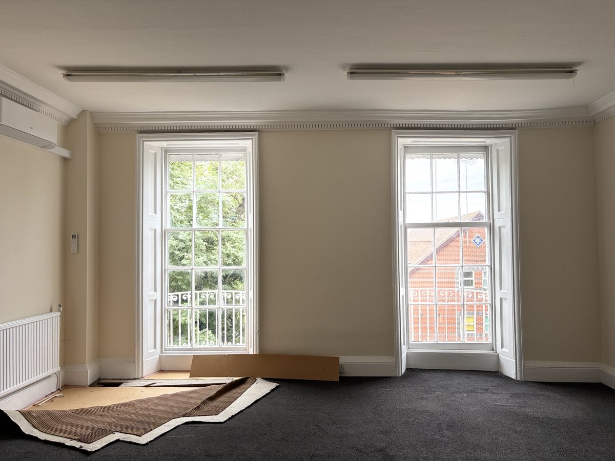 RotaryReading's tweet photo. We may have been quiet here, but behind the scenes, we’ve been working incredibly hard. We’re thrilled to share that we’ve purchased a beautiful building in Reading &amp; refurbished it to transform it into a vibrant Charities Hub!
#readinguk #readingrotaryclubuk #charitieshub #rdguk https://t.co/8gMk2wgs91