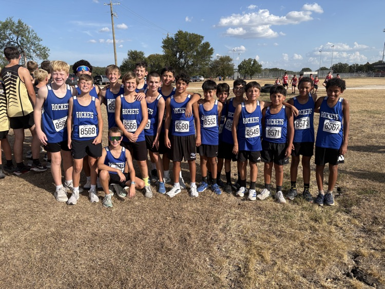 whatsnewatrjh's tweet photo. I said it last week, and I'll say it again… It takes a special breed of athlete to come out and run for miles in the 5 o'clock Texas heat in September! Both are boys and girls Jr High cross country teams placed first as a team at Axtell meet! https://t.co/ZYMgtu5FxQ