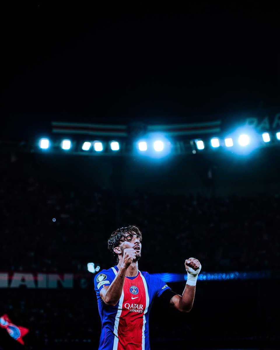 guiltframe's tweet photo. Paris days are going really well. Good performances so far 5 matches, 6 goals. https://t.co/sADbtizPrh