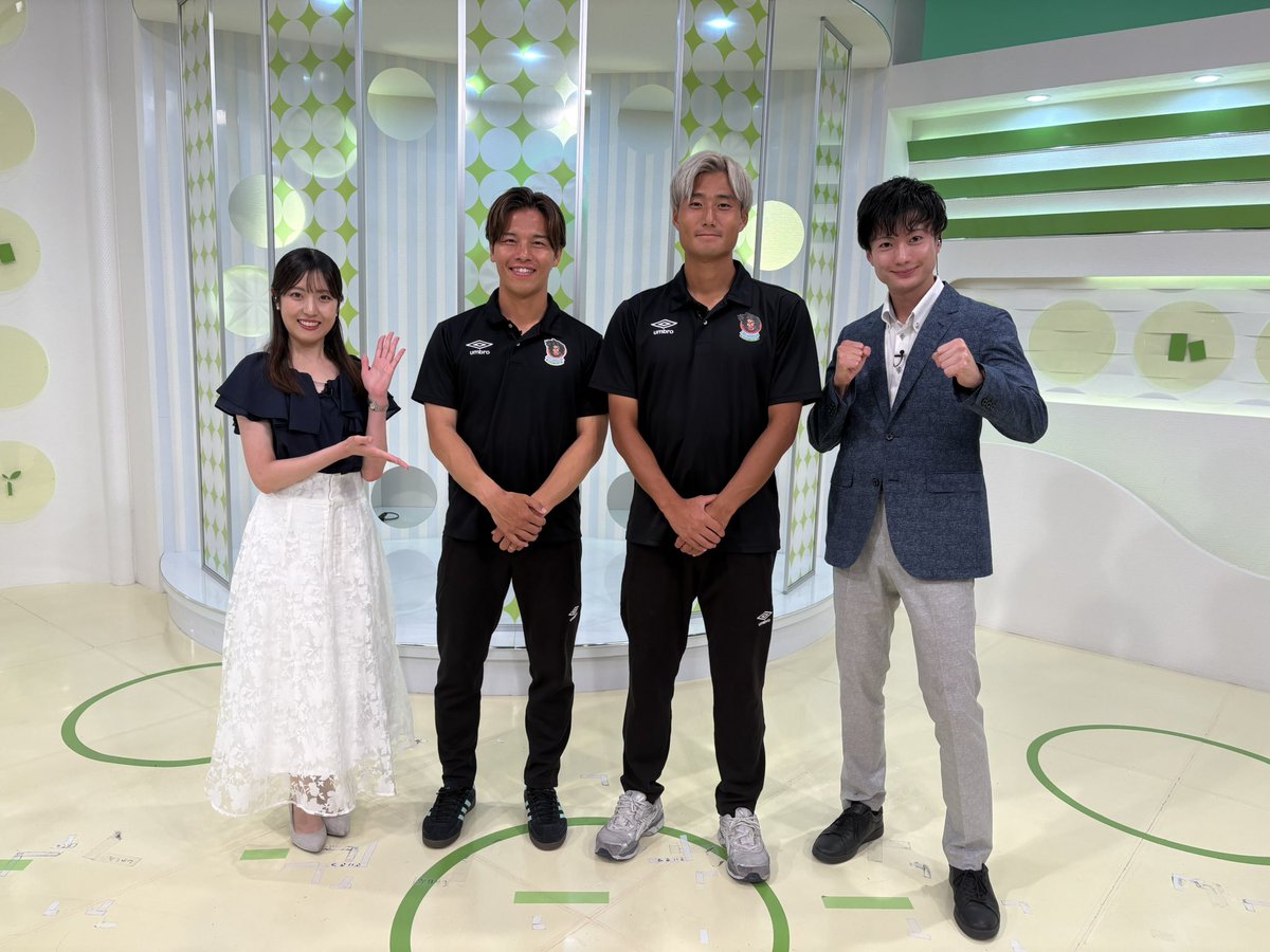 reinmeer_aomori's tweet photo. 本日、RAB｢1550ニュースレーダーWith｣に 
#橋本陸 選手・ #今村優介 選手が生出演させていただきました📺✨

ありがとうございました！🔵

Honda FC戦は、いよいよ土曜日🔥
今節も18時キックオフ🌃

カクスタでお待ちしております！💨

試合情報⬇️
https://t.co/P35IdGLMfw

#ラインメール青森 https://t.co/Zw3kOCVlZy