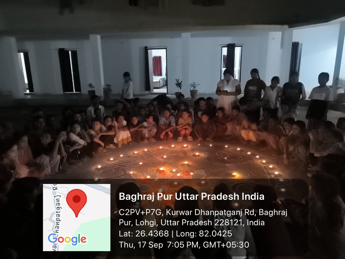SultanpurBSA's tweet photo. “इन रंगों में केवल चित्र नहीं, आशीर्वाद और संस्कारों की सुंदर अभिव्यक्ति है।” 🪔❤️
सेवा संकल्प अभियान के अंतर्गत कस्तूरबा गांधी आवासीय बालिका विद्यालय की छात्राओं ने ‘आशीर्वाद का दिया’ विषय पर चित्रकला प्रतियोगिता में प्रतिभाग कर अपनी कला एवं भावनाओं को खूबसूरती से प्रस्तुत किया। 🎨🌸
बेटियों की प्रतिभा को अवसर, उनकी कल्पनाओं को उड़ान। ✨🇮🇳
#सेवासंकल्पअभियान #आशीर्वादकादिया #KGBV #बालिकाशिक्षा #बालप्रतिभा #सुलतानपुर #बेसिकशिक्षा