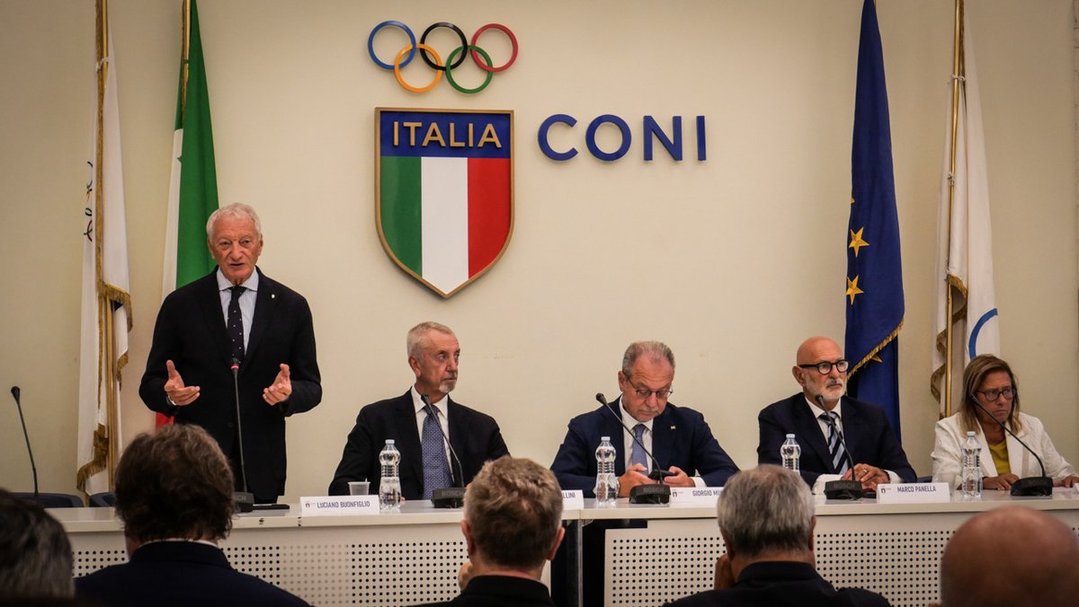 Paoletti_FND's tweet photo. 📸 #SportPerCrescere a Roma ⛹⚽🏀
Una giornata di confronto e condivisione ieri al @Coninews per presentare il progetto promosso da Fondazione @ospniguarda e Fondazione Patrizio Paoletti. Leggi la news e scorri le immagini 📷 
👉 https://t.co/TZ2mjsAdHh
 #SportESaluteMentale https://t.co/oxzdlhjKtc
