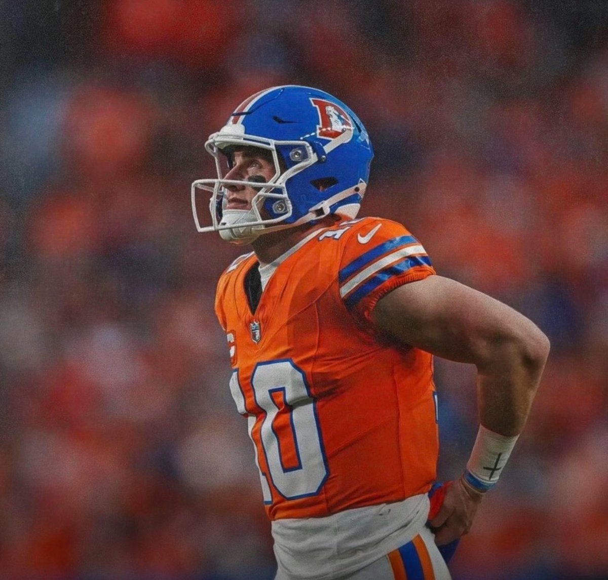 Lyo5280's tweet photo. This what the media wanted… a bad Bo nix game and they are loving it! 
They never gave him credit for what he’s done the last 2 seasons. 
We know what he can do time and time again!🟠🔵 Keep doubting us. 
#Bolieve https://t.co/9qWpyixUsN
