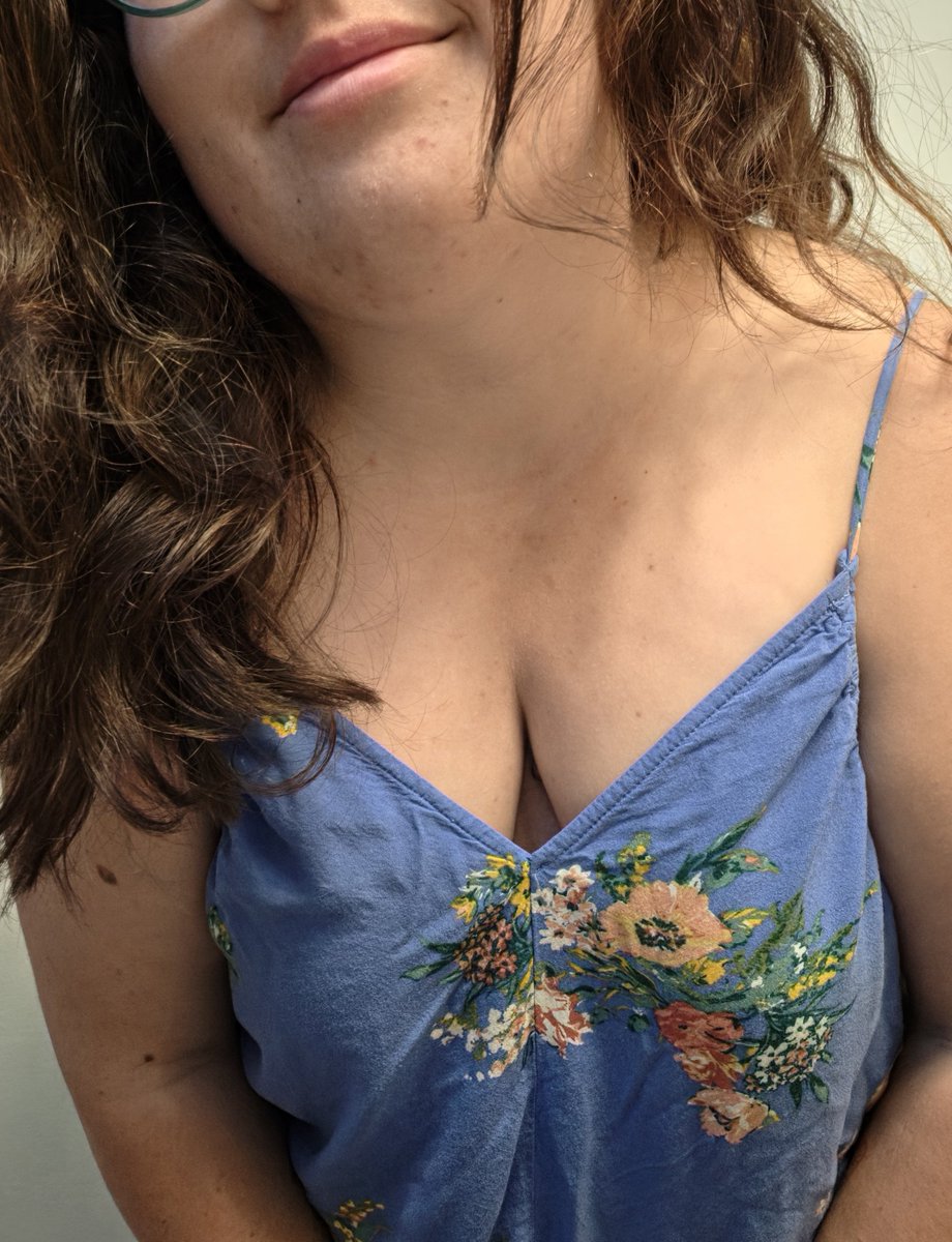 megawatts97's tweet photo. Good morning, ootd whatcha think? https://t.co/8bf4UbEpVW