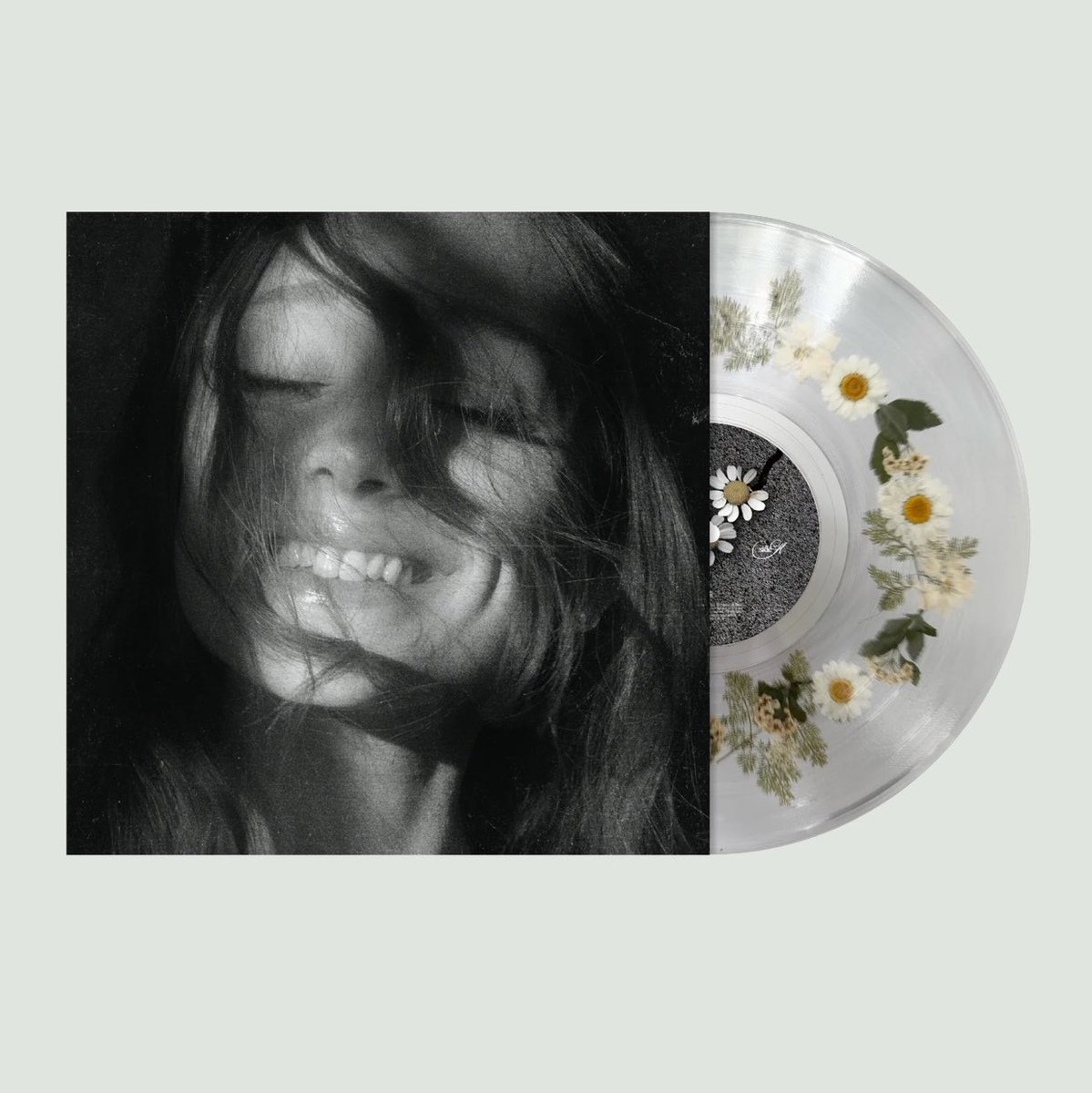 AGspotiitaly's tweet photo. ‼️ | Ariana Grande x Blood Records exclusive ‘petal’ vinyl https://t.co/wcs0UndIGG
