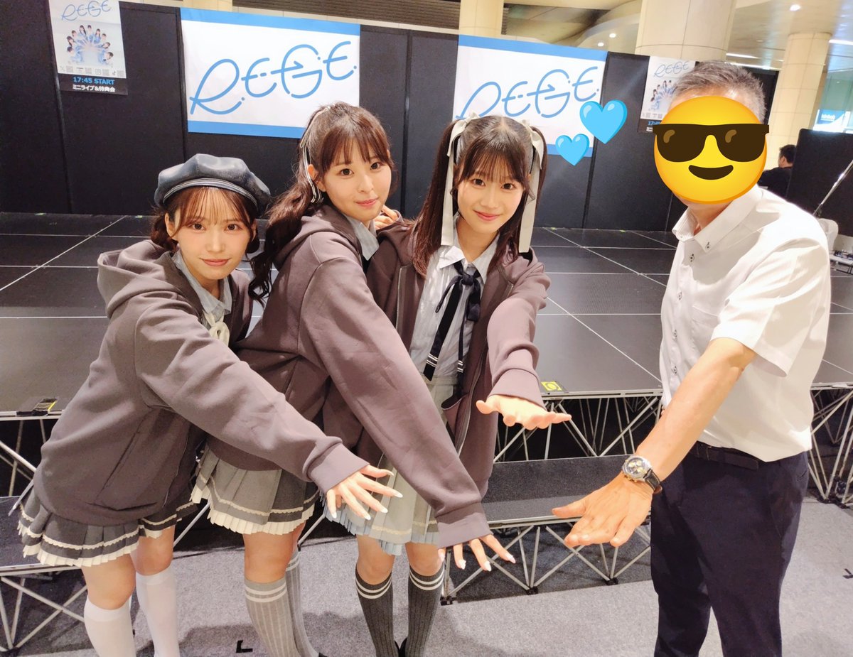Thunderbirds48's tweet photo. 本日は汐留にて😎

なんと“今日”16歳の誕生日な🎂
禾本珠彩  様💙
➕
“明日”が18歳の誕生日な🎂
桧山ゆうみ 様🩷
➕
“令和の天使”インフルエンサー&amp;アイドル✨
那須ほほみ 様🤍
と
“RE-GE(リージェ)軽音🎸”
超豪華ユニット撮影して参りました🫡

#リージェ
#REGE
#禾本珠彩 https://t.co/0jBM7Gb95C
