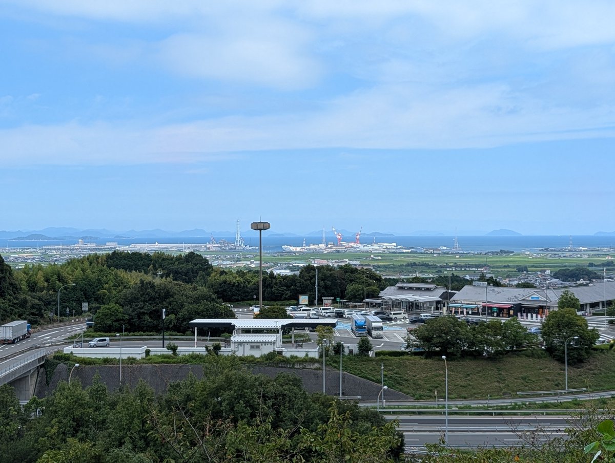 umeChaChitora's tweet photo. 風景
#石鎚山ハイウェイオアシス
#西条市　#四国　#愛媛県 https://t.co/Zn4Da2Ad8M