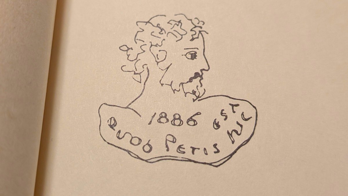 latina_sama's tweet photo. 中公新書に描かれているこのイラストにはQUOD PETIS HIC ESTという文字があり、これはラテン語で「あなたが探しているものはここにある」という意味です。
古代ローマのホラーティウスという詩人による詩から取られたフレーズです。 https://t.co/UPhs1o9bOJ