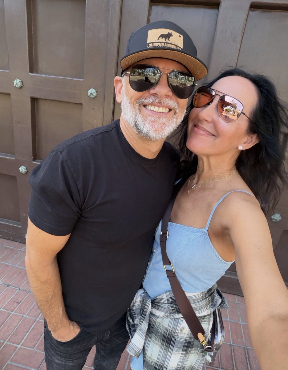 refinedcreator's tweet photo. @joelnolancaro 50+ and my wife and I have been married 20+ years
therefinedcreator@gmail.com
https://t.co/cCiaQUfdpk https://t.co/JsrXNTICXm