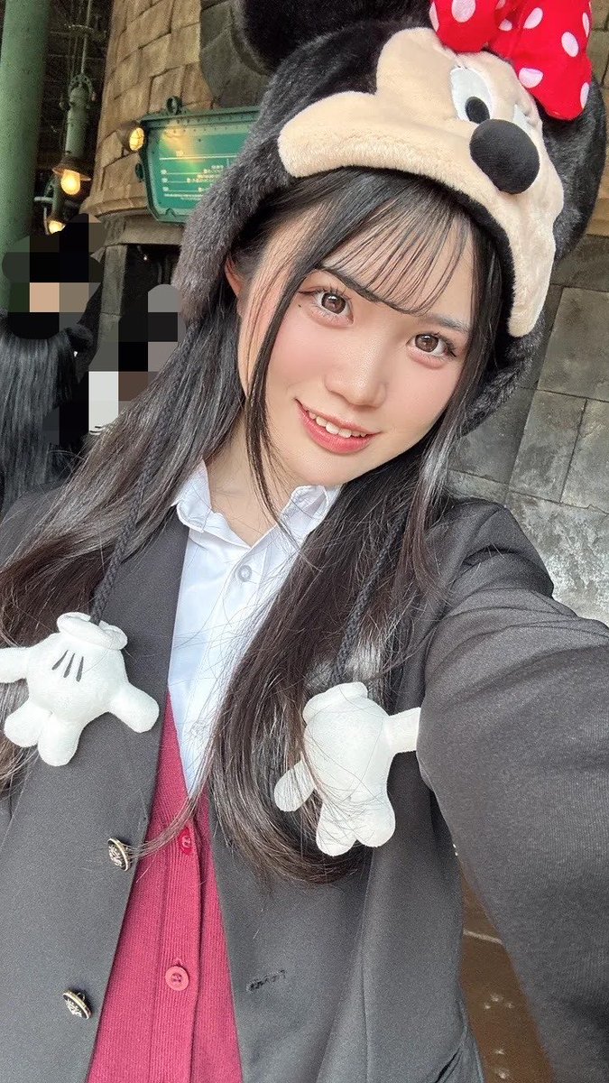 orange__mai's tweet photo. ディズニーこの帽子可愛かった^_  ̫_^✨ https://t.co/8HrEmGhrdp