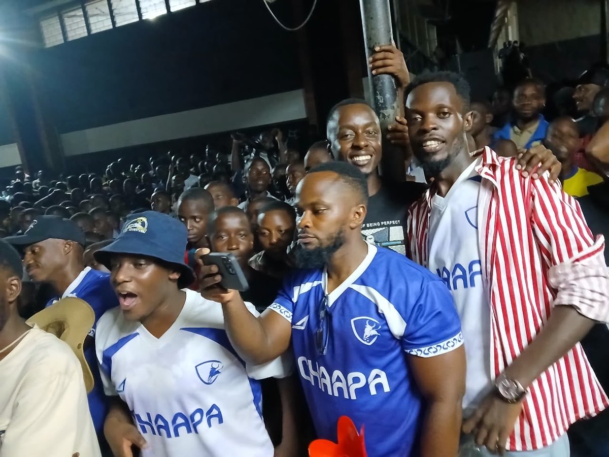 ChaapaLeague's tweet photo. Guys, recreate this tomorrow!
#BackToTheKraal https://t.co/jNX8FTCMCa