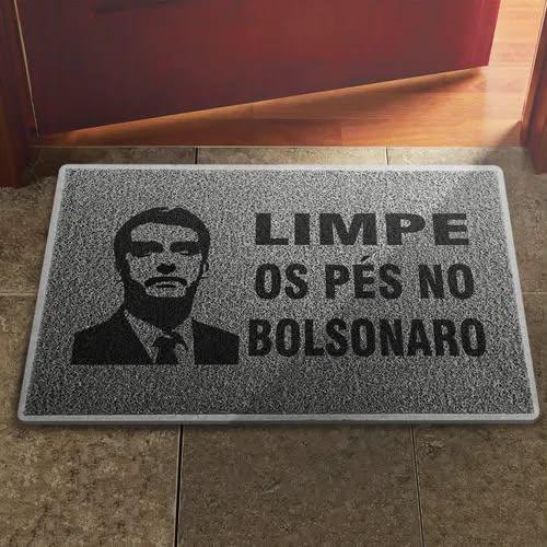luhsouff's tweet photo. Enquanto isso, na minha casa: https://t.co/IK8IqtNWzf
