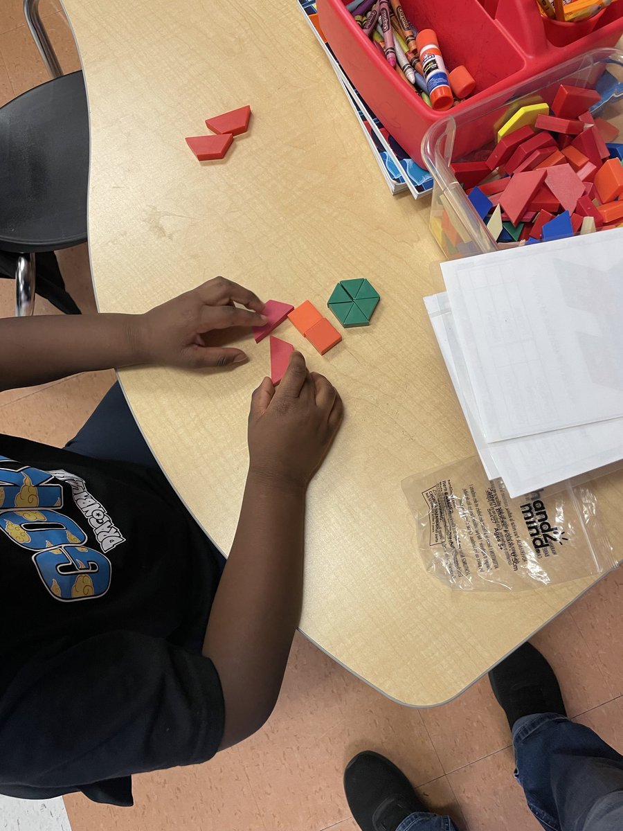 IsonS_Kinder's tweet photo. Here’s a glimpse into Mrs.Chinn’s class! Today, students were using smaller shapes to create bigger shapes, during math small group time! #fultoncountyschools #isonspringselementaryschool @IsonSpringsES #shineandsucceed https://t.co/8T1ZaGTENa