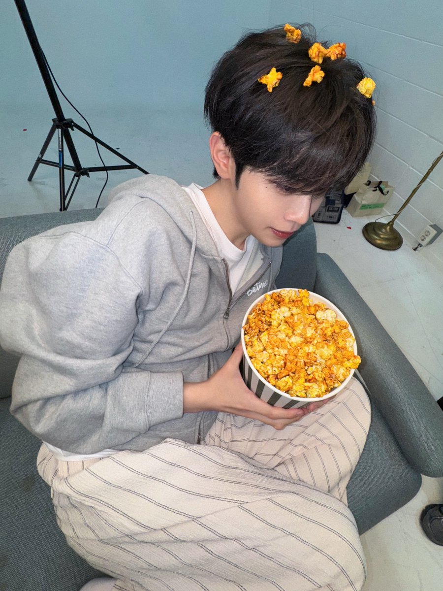 MinL0714's tweet photo. 귀여워죽겠네...。◕‿◕ 。 https://t.co/UBcyby3GWI