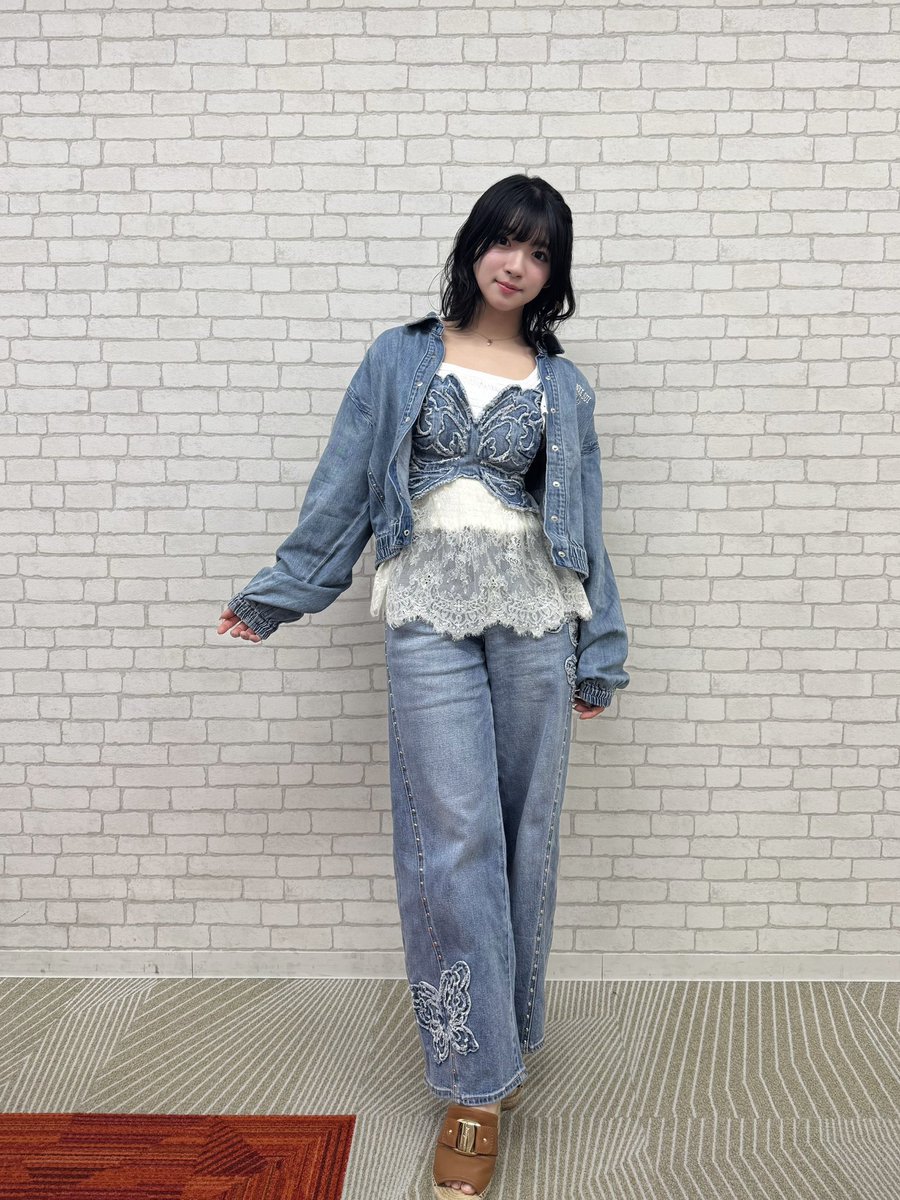 amane_bushi's tweet photo. #バンドリTVLIVE ありがとうございました✨️🦋.*˚

BM-ECHOES FESTIVAL 2026のお話やアニメのお話🪐📺
来週のライブについて色々お話できて楽しかった〜ᐠ(   ◜▿◝ )ᐟ
ライブ楽しみ！
蝶々コーデでした👕🦋
#バンドリ #Morfonica #倉田ましろ https://t.co/8vPeTdjE2m