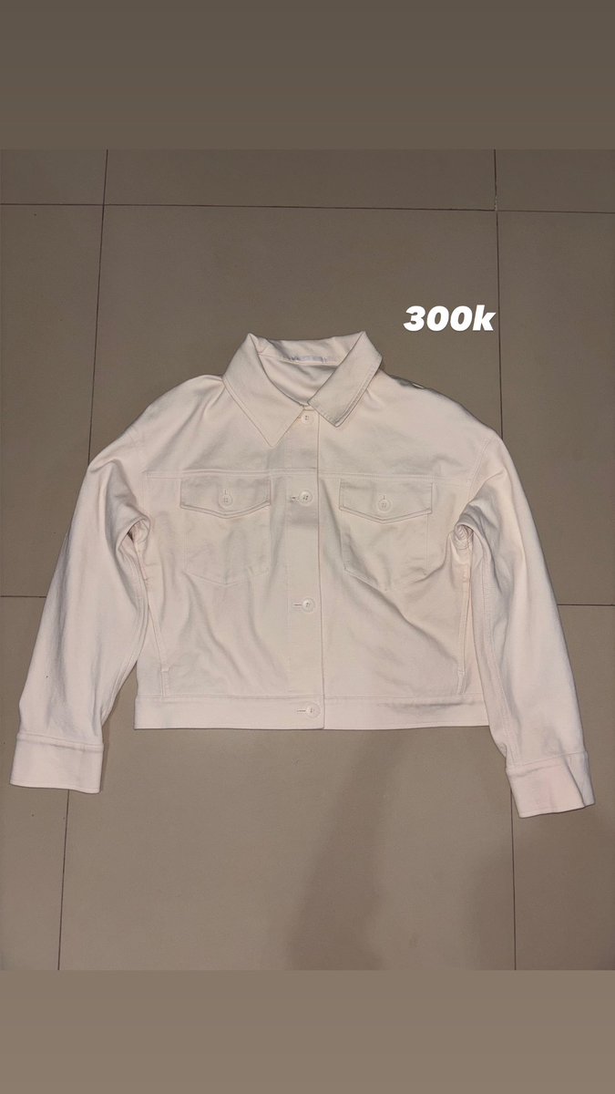 stlobeliwrush's tweet photo. new/preloved bisa oren yass!!🍊😆 https://t.co/gLr1pwQ3od