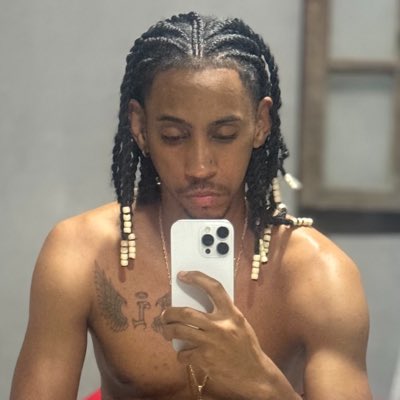 _LucasRSiq's tweet photo. #NovaFotoDePerfil https://t.co/2QS3mVVpvz