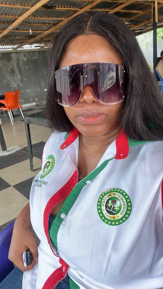 RealBlessingO's tweet photo. On behalf of every young person in Nigeria, I say Tinubu Must Stay✅ https://t.co/2GxuntGIiQ