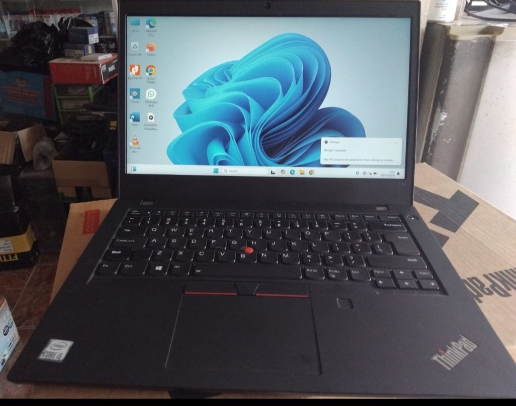 NurRohmandfcg's tweet photo. Jual Laptop [Merk lenovo Thimkpad] 🚀
Pemakaian terawat, siap pakai buat kerja, kuliah, atau desain!
​▫️ Spek Singkat: [Prosesor: Core i5  RAM [8GB] / SSD [256GB]
▫️ Kondisi: [95% mulus, fungsi 100% normal] https://t.co/uvLqcCAJ4m