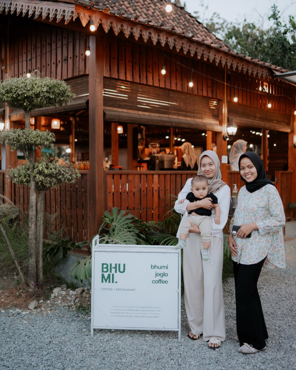 NickiStagles's tweet photo. Come visit Bhumi Joglo! Enjoy delicious food, coffee, and a cozy atmosphere to make your downtime even more enjoyable. Reservation info: 0895 0806 4602 https://t.co/R3WylsViHQ