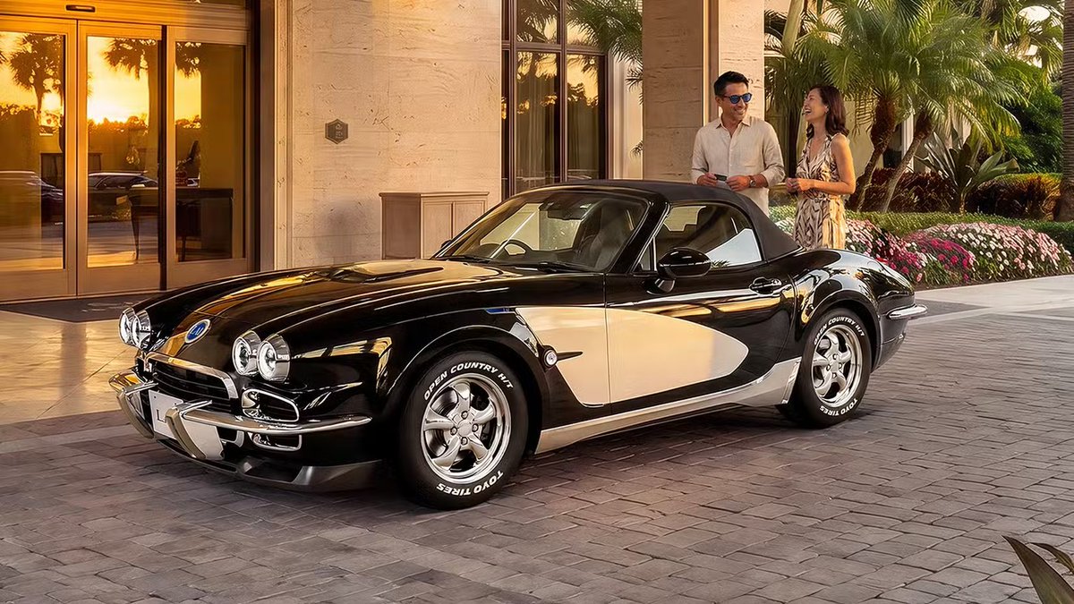 Motor1com's tweet photo. This is the Mitsuoka LA1, a C1-Corvette-inspired sports car based on the Mazda Miata.

The car features a special body and wheels, but will likely feature the same engine and drivetrain as the standard ND Miata.

Read more here: https://t.co/gaXjLeERKR https://t.co/phh7947kIb