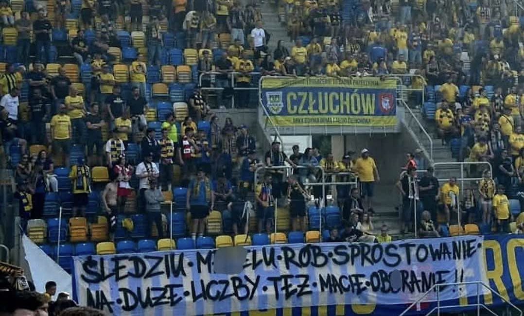 tlbTAG's tweet photo. @Grzegor2311 @georgewski69818 Całkiem świeży temat, uwal sie na pizde i siedz klamczuszko https://t.co/IPN4DpTpUo