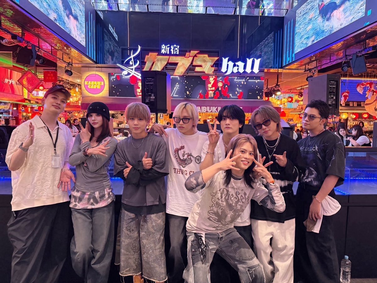 PhenoMellow's tweet photo. 『MOTCHAN NO HEYA』 
新宿カブキhall Live Vol.79

お越し下さった皆様
ありがとうございました🪩

次回LIVEは9/24 カイフォメロウ です！
こちらもお待ちしております🗣

#フェノメロ
#PhenoMellow https://t.co/VjEZZcBcmw