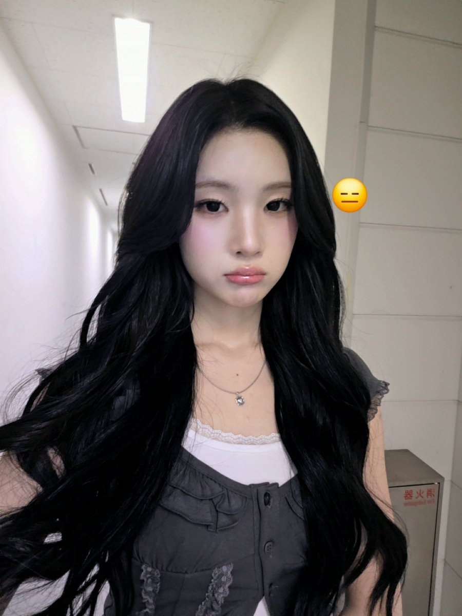 5h22p_'s tweet photo. 내 천~~~~~사 🫶🏻🫶🏻🫶🏻🫶🏻🫶🏻 https://t.co/FDzvNK8p0t