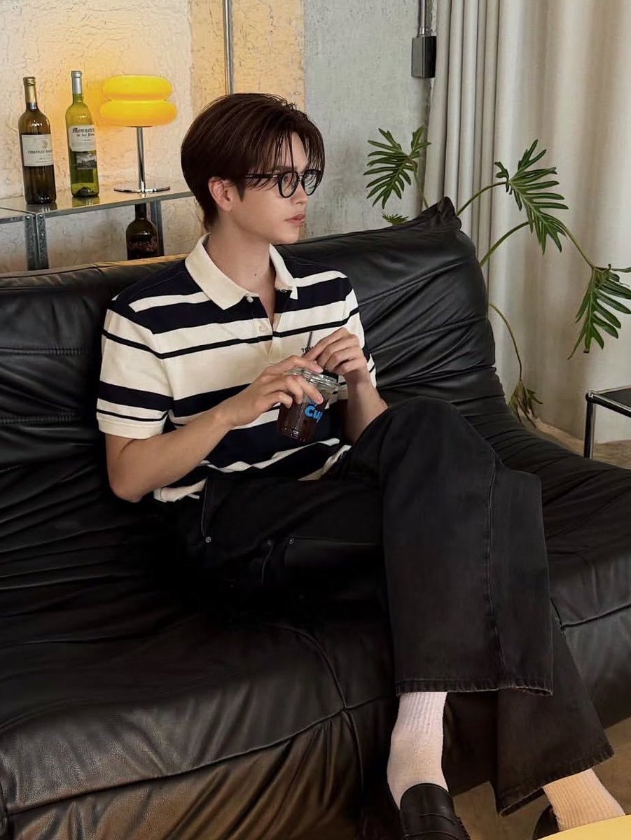 princemeowrekk's tweet photo. อุ๊ยยยย กางเกงนี้คุ้นคุ้นนะ 🤭

#markjrtn @Markjrtn ⋆˚𖥔 ݁ ˖𓂃.☘︎ ݁˖ https://t.co/cTYEa6RNNQ