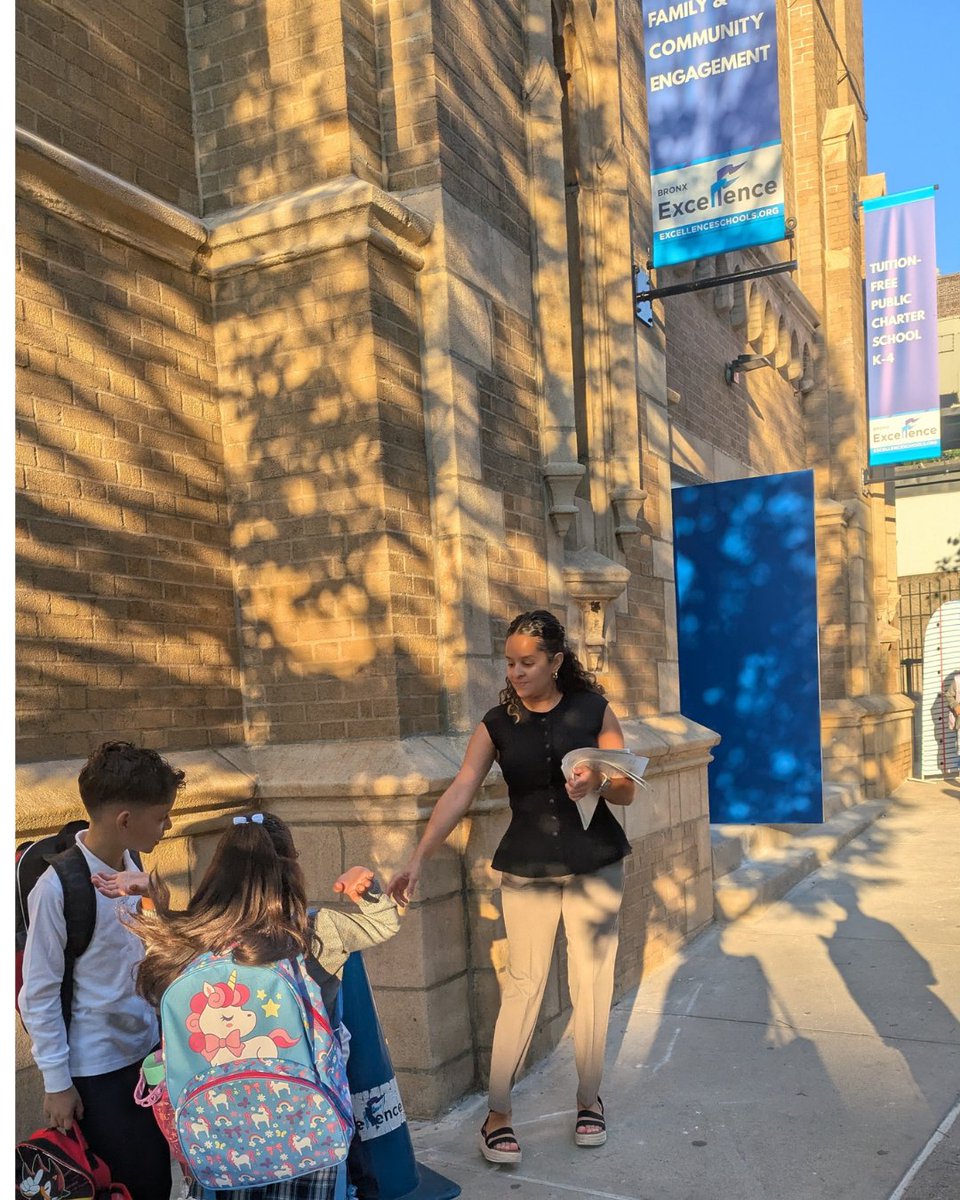 ExcellenceSchs's tweet photo. More than a week down and a whole year of opportunities to go. 💙📚
We're grateful for a strong start and even more excited for the journey ahead. #ExcellenceCommunitySchools #BeExcellent #backtoschool #classroom https://t.co/uudFbjVNgs