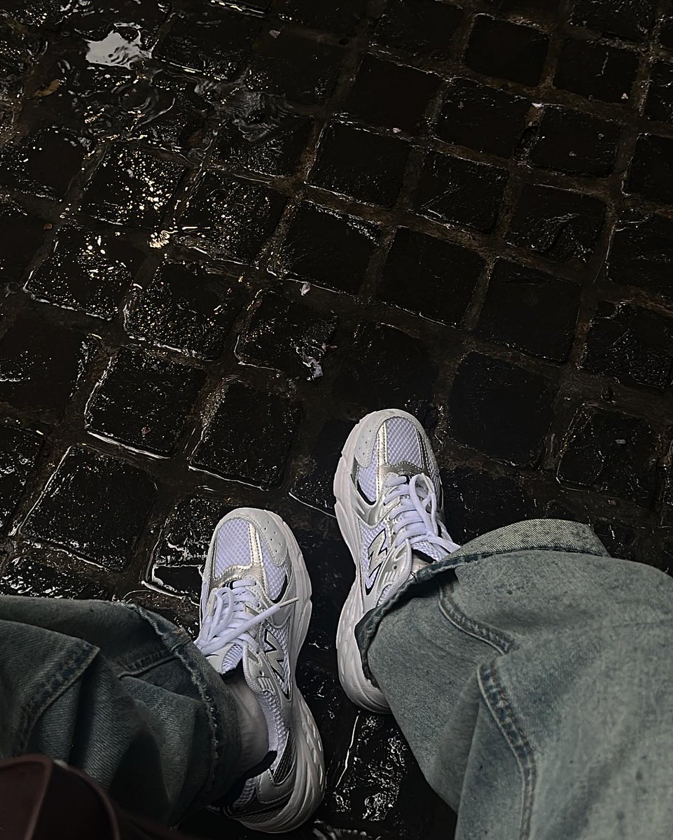 MelodieCal9li's tweet photo. Wassup 🌍 Just dropping by to say: no matter what yesterday was, today is a fresh start. ✨
ghAlK https://t.co/vMyZCTw7M1