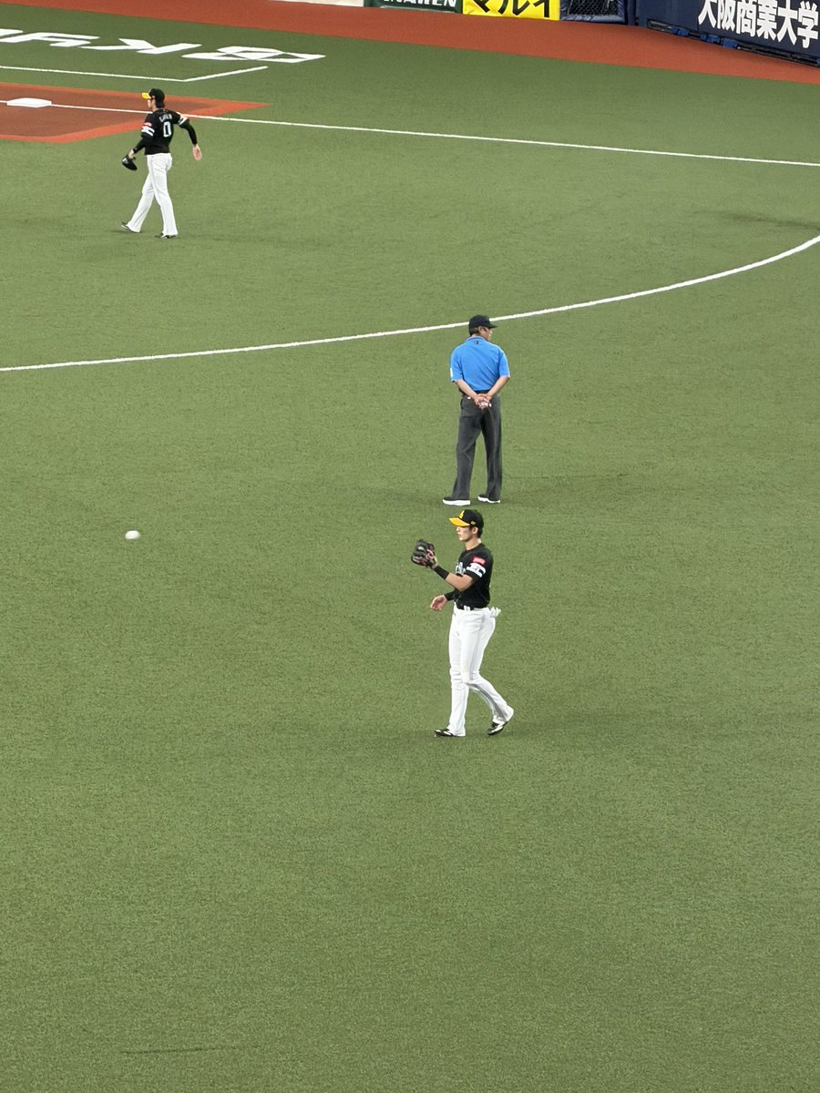 av_n22's tweet photo. #ホークスリーグ優勝おめでとう🤩🤩🤩 https://t.co/HrDCQraJc4