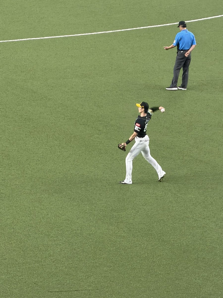av_n22's tweet photo. #ホークスリーグ優勝おめでとう🤩🤩🤩 https://t.co/HrDCQraJc4