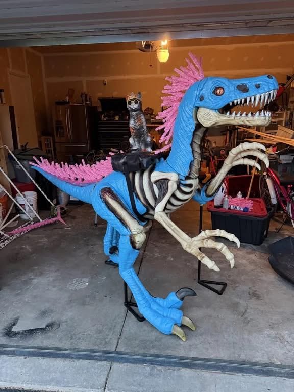 MrsEverydaymom's tweet photo. Saw this Princess Donut and Mongo on Facebook. Awesome
#dungeoncrawlercarl #mongo #dcc #princessdonut https://t.co/IQoLl941IJ
