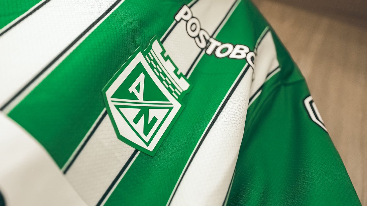 juandl84's tweet photo. Confirmado: Atlético Nacional tendrá su marca propia para la camiseta de competencia e indumentaria en general a partir de 2027. Por varias diferencias, el contrato con Nike terminará en diciembre. https://t.co/JwkyDxe0Vu