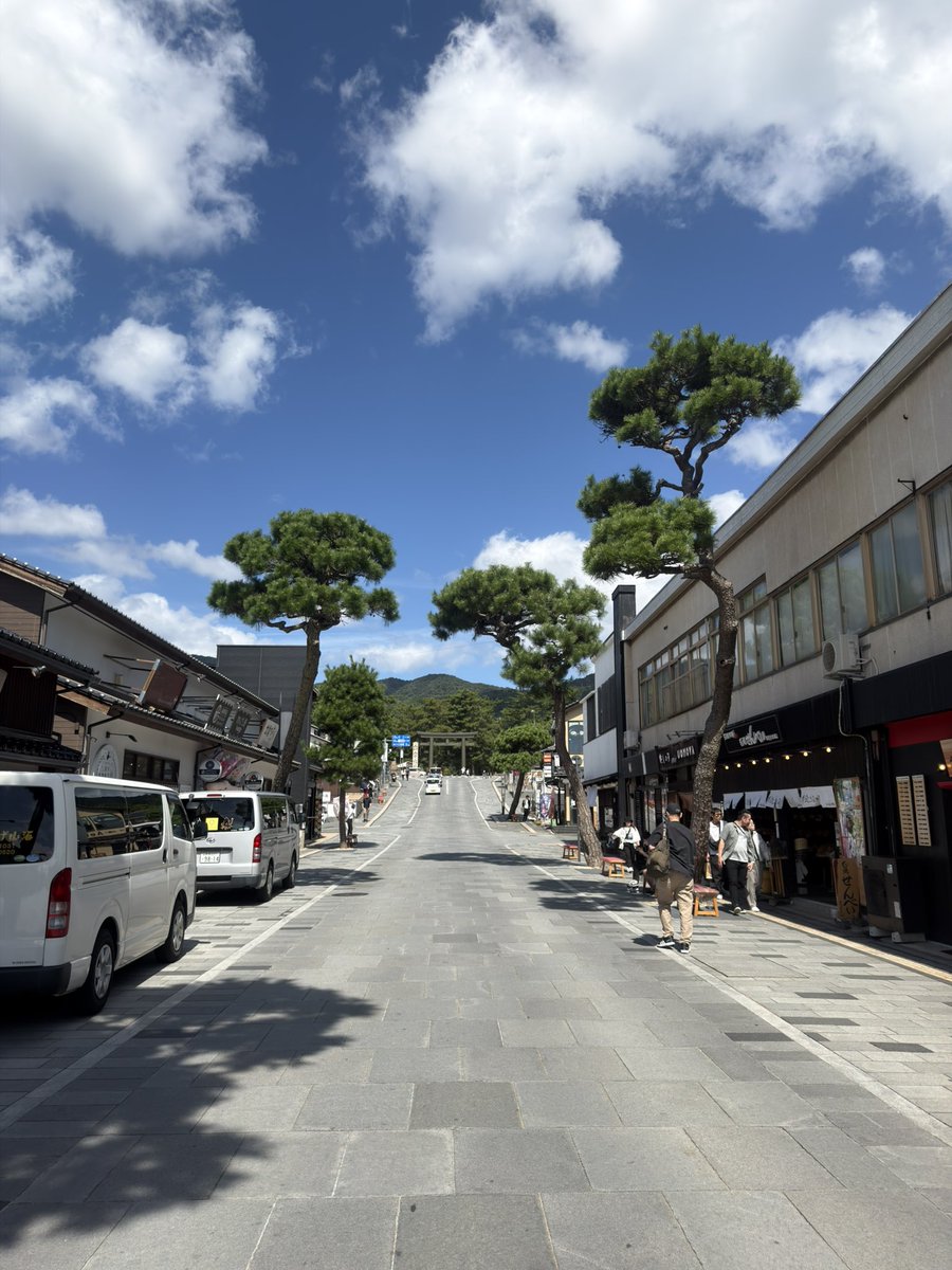 iharuy1's tweet photo. 出雲大社

うさぎが多くてｶﾜﾖｲ(*´艸`) https://t.co/8esxmScR3h