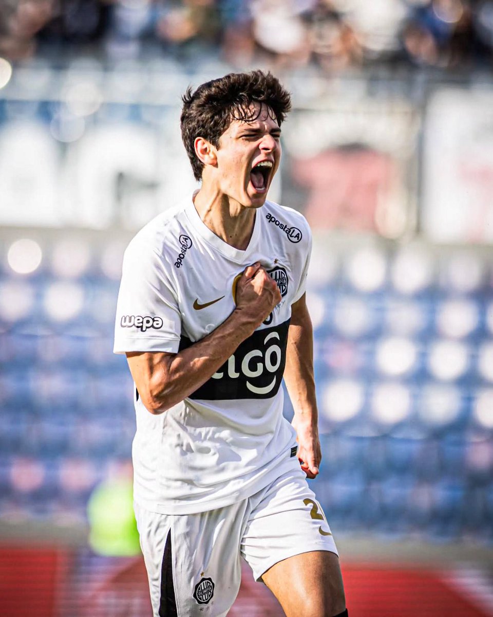sudanalytics_'s tweet photo. Qué buen jugador es Eduardo Delmas, el 10 de Paraguay en los Suramericanos.

Enganche zurdo categoría 2007, titular y 9 G+A en la Primera de Olimpia. Hoy dos muy buenas asistencias en el debut ante Argentina.

A seguirlo. 👀🇵🇾 https://t.co/KneOowPKfc
