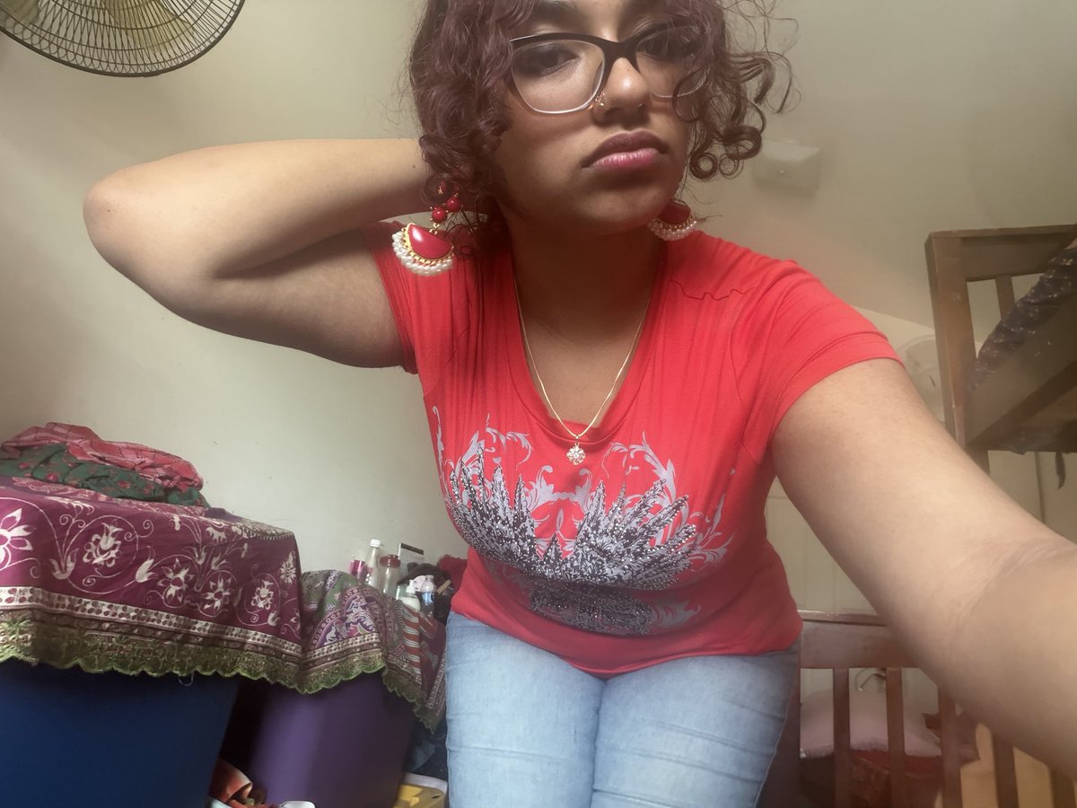 urbestestgal's tweet photo. moot hunt ₍₍⚞(˶ˆᗜˆ˵)⚟⁾⁾
Looking for friends, but is okay w/ me being slow to reply
Dolly 21f, she/her
bi, autistic, bpd, desi
into: music, horror, true crime, makeup/dressing up, movies, crafts &amp; weed &amp; alc, beach, politics, Roblox, hsr
#moothunt #horrortwt #alt #bpdtwt https://t.co/o3OELbIAOh