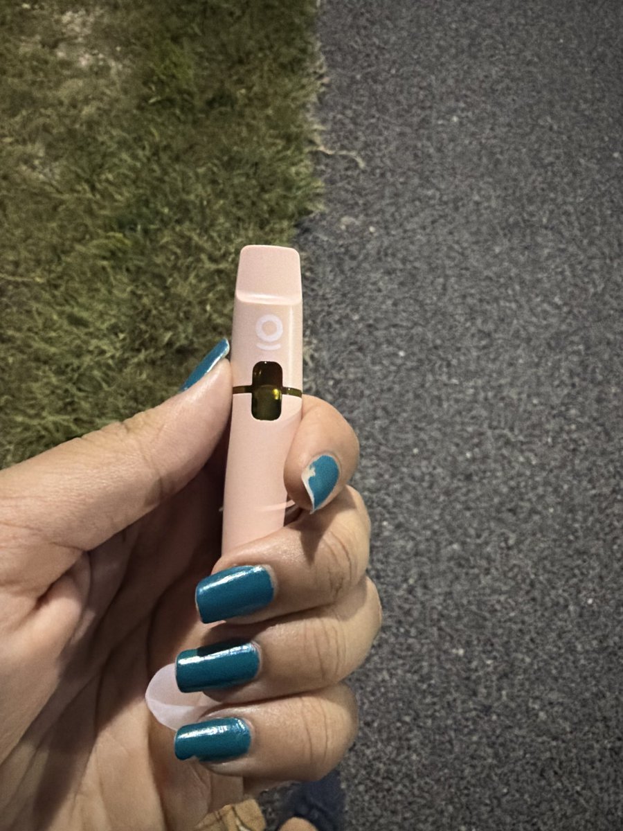 urbestestgal's tweet photo. moot hunt ₍₍⚞(˶ˆᗜˆ˵)⚟⁾⁾
Looking for friends, but is okay w/ me being slow to reply
Dolly 21f, she/her
bi, autistic, bpd, desi
into: music, horror, true crime, makeup/dressing up, movies, crafts &amp; weed &amp; alc, beach, politics, Roblox, hsr
#moothunt #horrortwt #alt #bpdtwt https://t.co/o3OELbIAOh