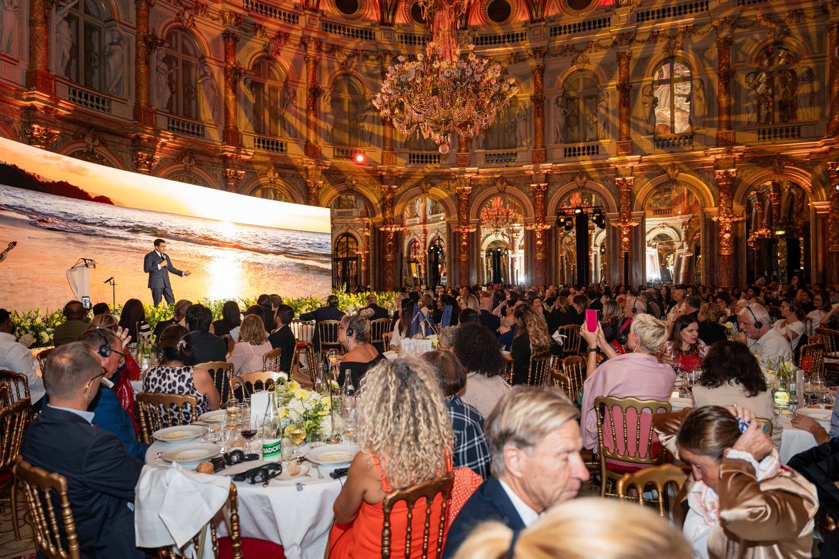 DavidColladoM's tweet photo. Culminamos IFTM Top Resa 2026 con acuerdos, nuevas conexiones, promoción, negocios y mucha identidad dominicana.

Tres días de trabajo llevando República Dominicana cada vez más lejos. 🇩🇴💪🏼 https://t.co/x36MRM2OST